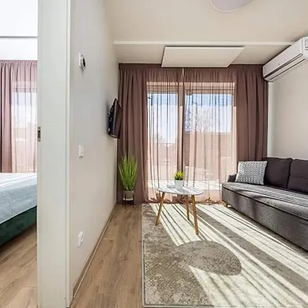 Saules Apartamentai 帕兰加